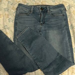 American Eagle Size 2 Skinny